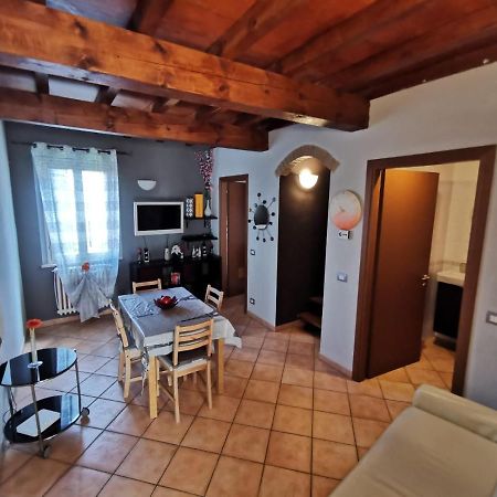 Apartment In The City Center With Self Check-In Parma Eksteriør bilde